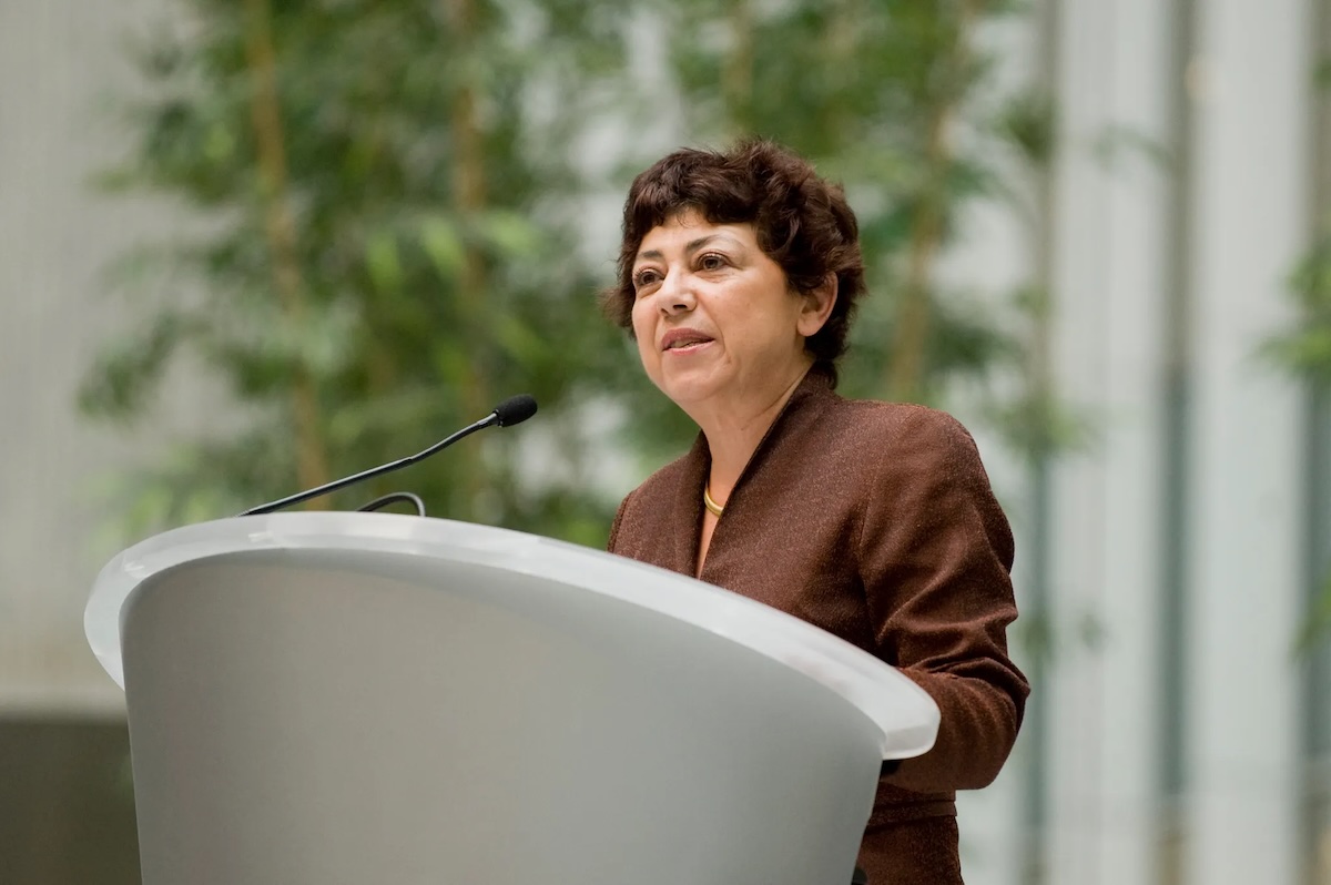 Ministères et boule de gomme