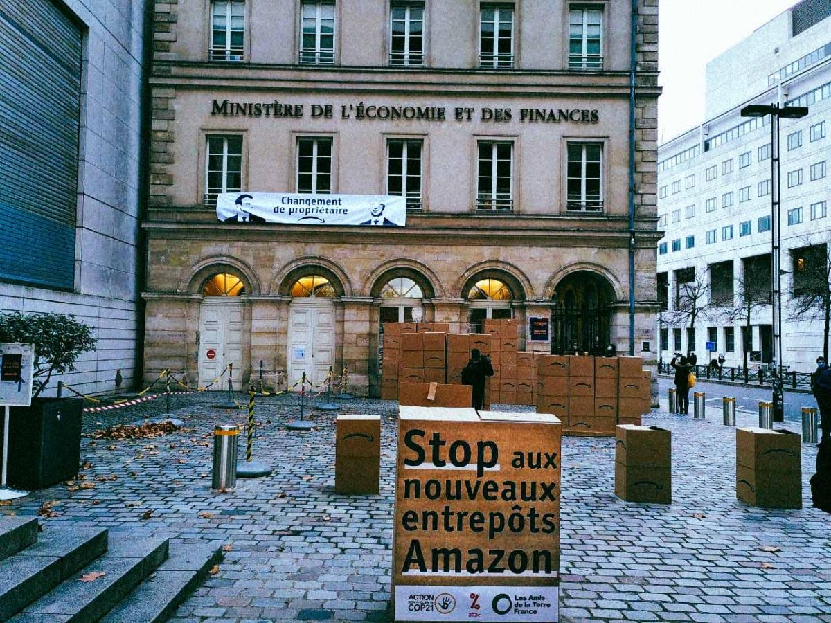 Actions fleuves contre Amazon
