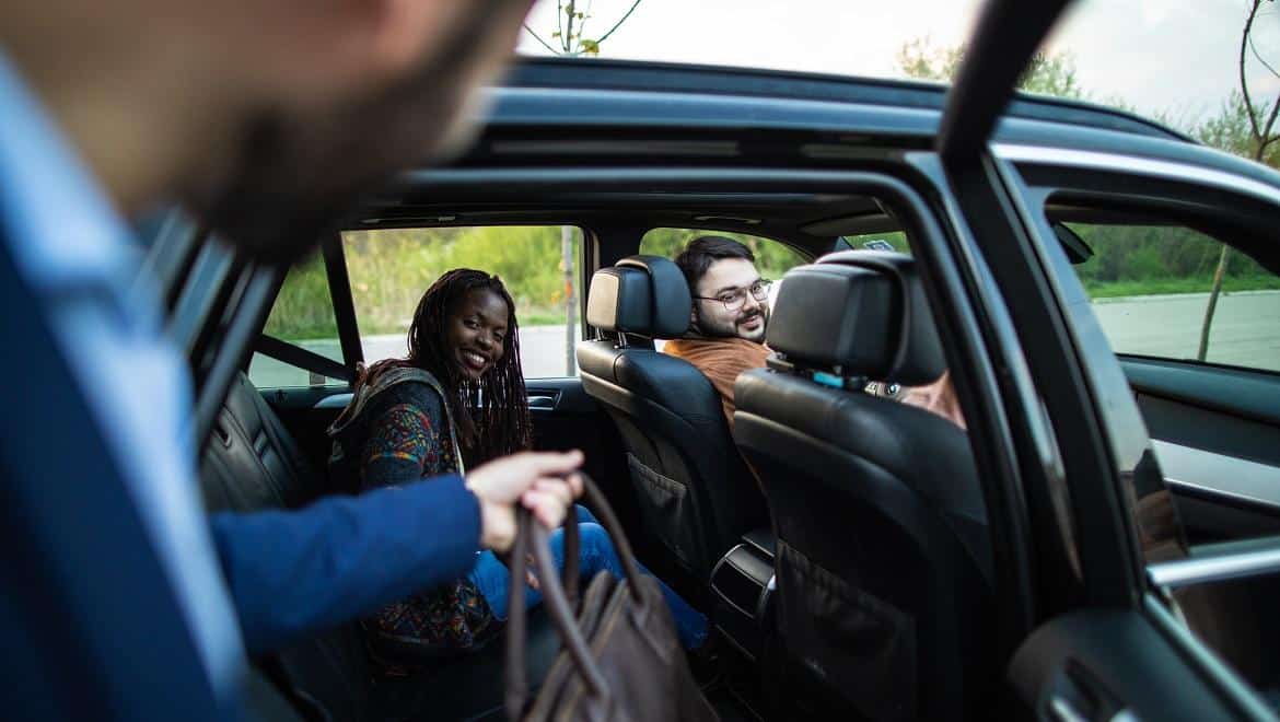 Entre l&rsquo;envolée des prix à la pompe et les primes, c’est l’occasion de se mettre au covoiturage du quotidien
