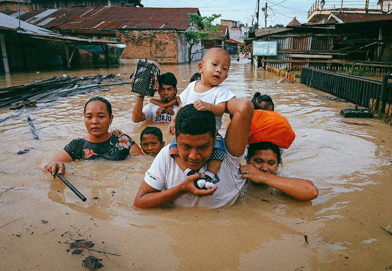 En Indonésie et au Timor, le bouleversement climatique emporte des villages entiers