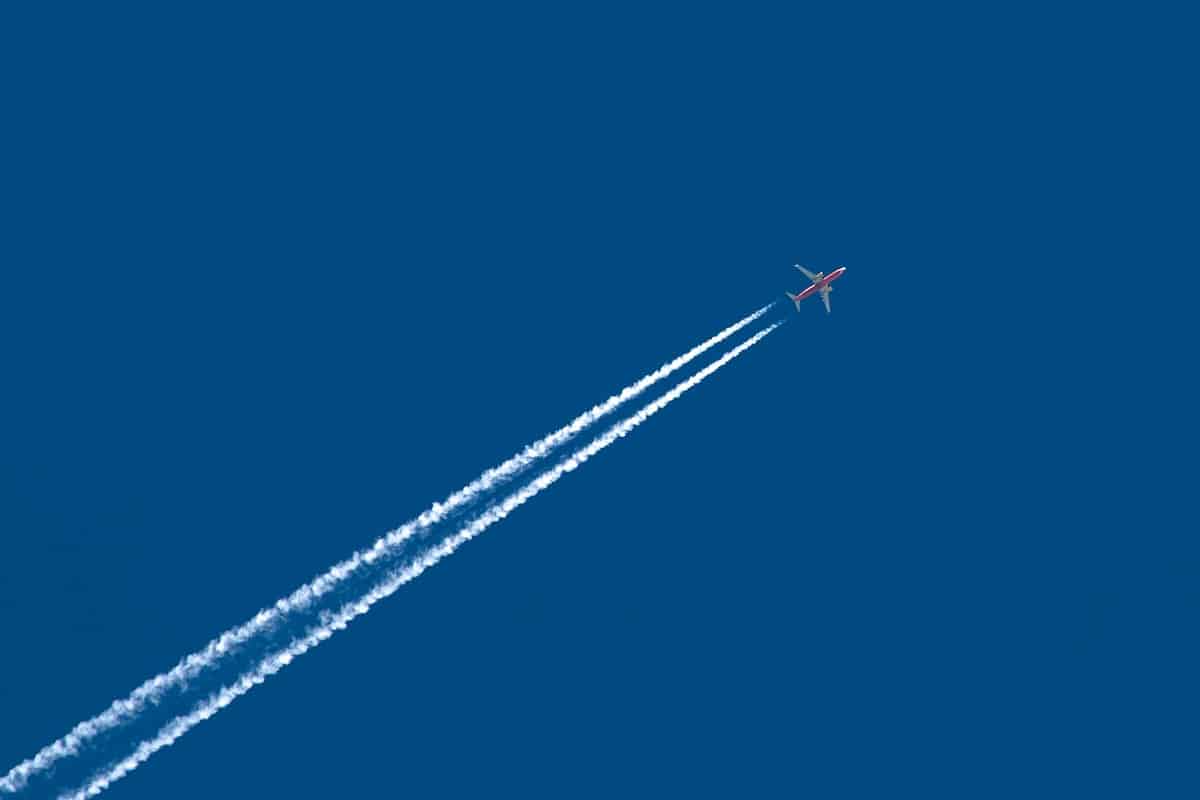 Haarp, chemtrails… les théories climato-complotistes à la mode en 2025