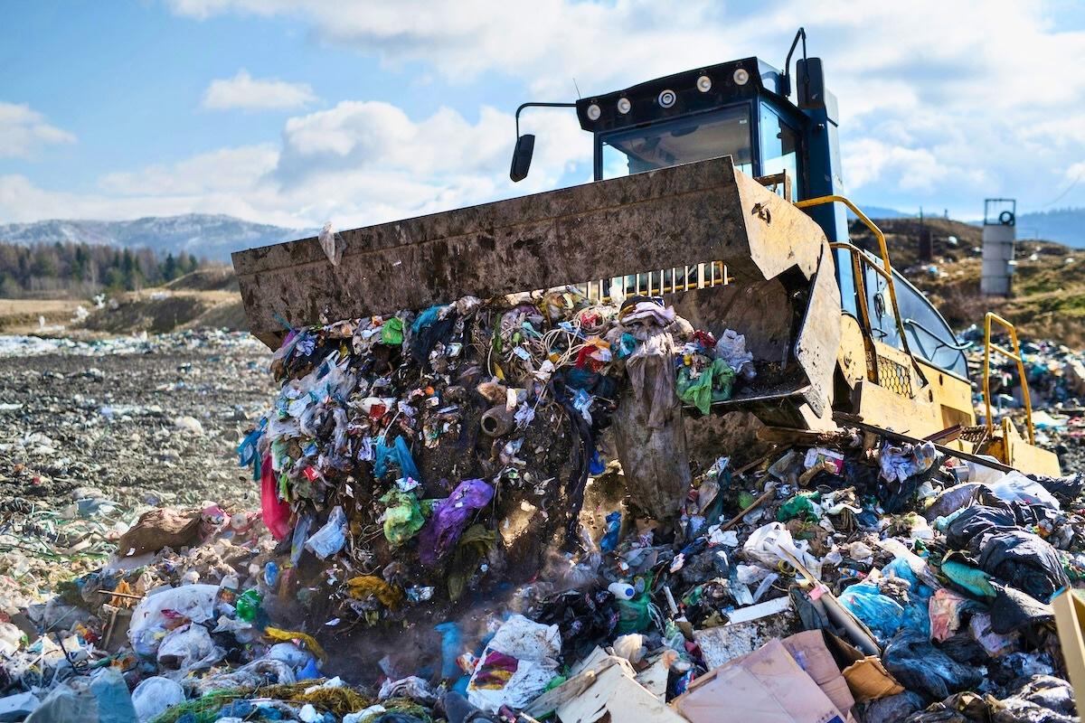 «Délinquance environnementale», les maires de France face à l’explosion des dépôts sauvages de déchets