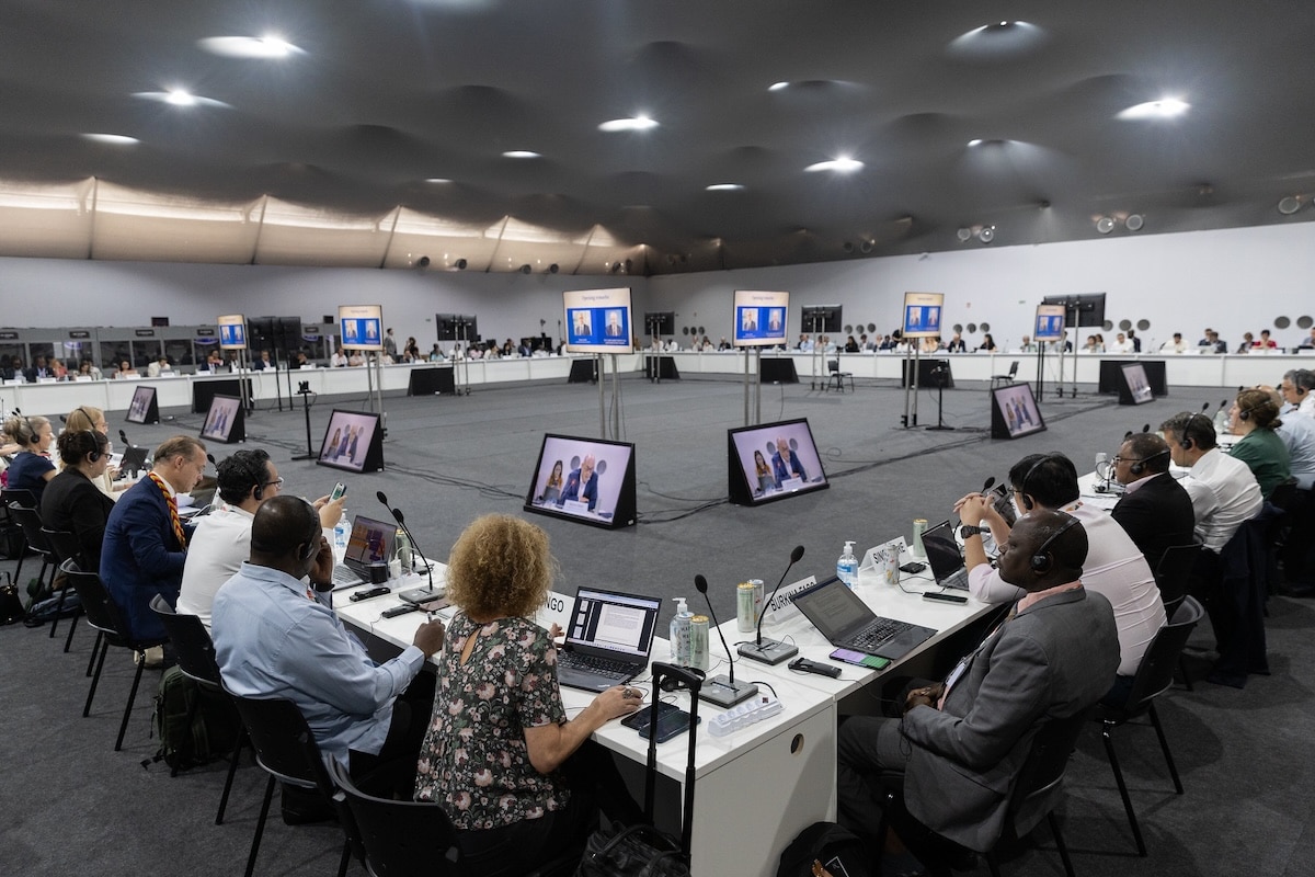 Énergies fossiles, contribution financière des pays riches : quel bilan pour les négociations de la COP30 à mi-parcours ?