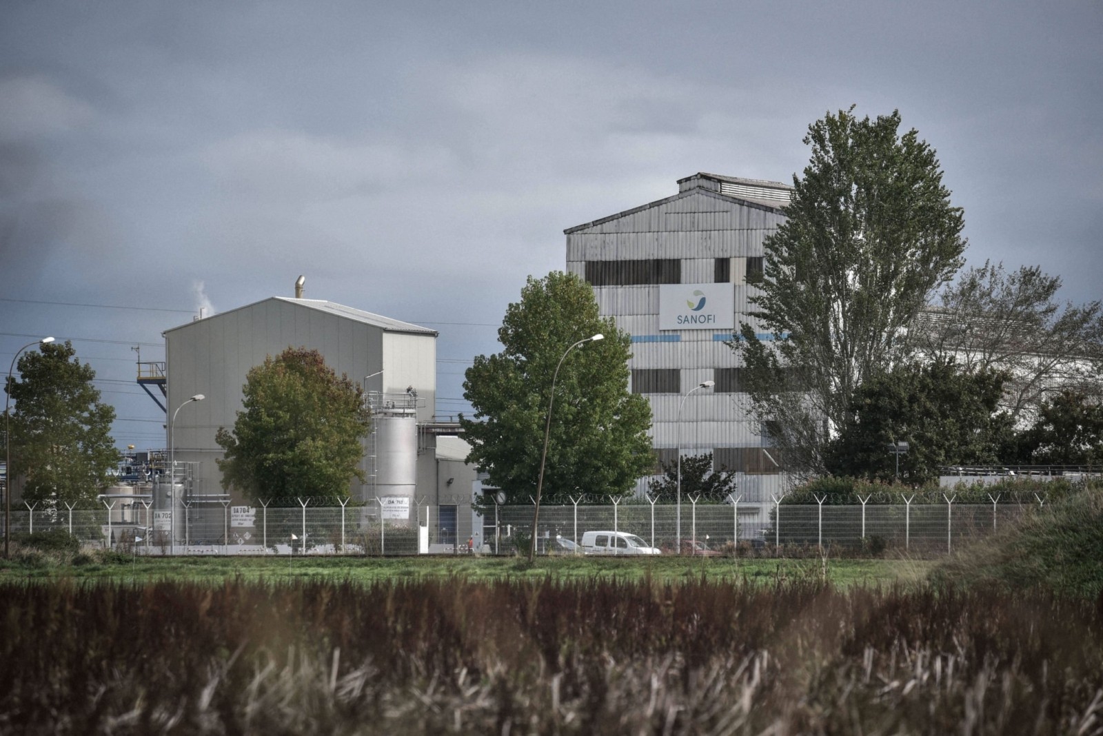 Sanofi condamné pour avoir à nouveau rejeté un produit cancérogène autour de son usine de Mourenx