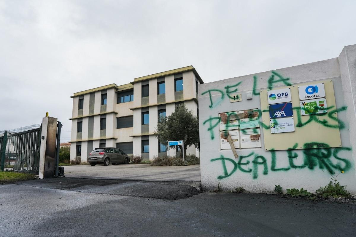 «Nous servons de boucs émissaires» : dégradations de locaux, mise en retrait des agents… la police de l’environnement sous pression
