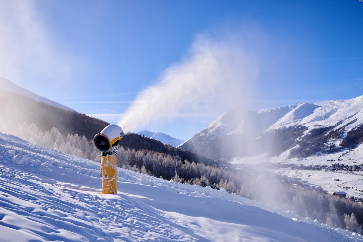 «Ils skient sur notre eau potable» : aux JO de Milan-Cortina, des épreuves garanties 100% neige artificielle 