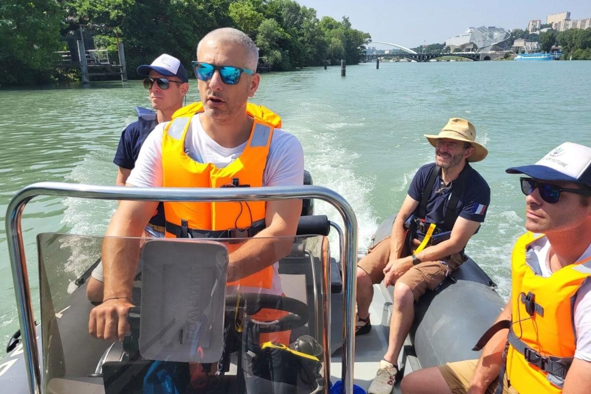 «Une bombe à retardement» : le Rhône, une autoroute à déchets qui entraîne les plastiques jusqu’à la mer Méditerranée