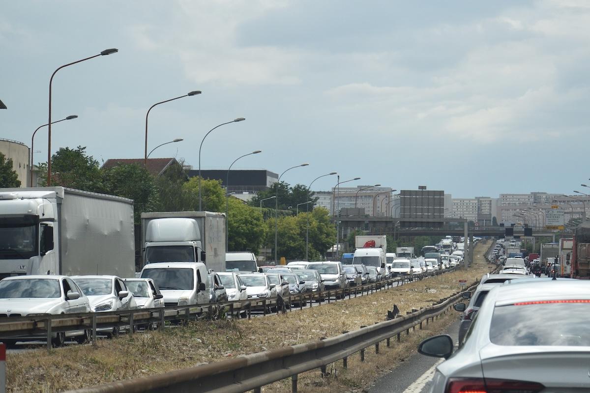 Pollution de l’air, suppression annoncée des ZFE : l’État attaqué en justice pour manquement à son obligation de protection