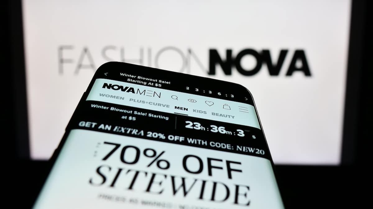 Mode jetable : Fashion Nova, le géant américain de l’ultra-fast fashion débarque en France dans l’ombre de Shein et Temu