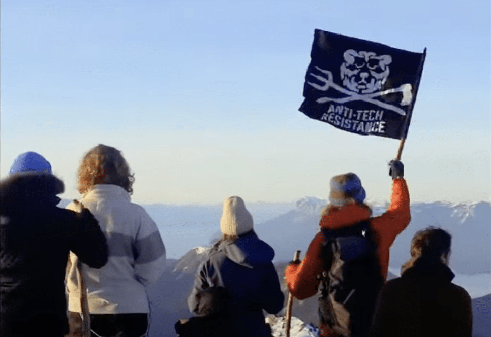 En guerre contre la technologie, le mouvement réactionnaire Anti-Tech Résistance brouille les pistes pour infiltrer le mouvement écolo