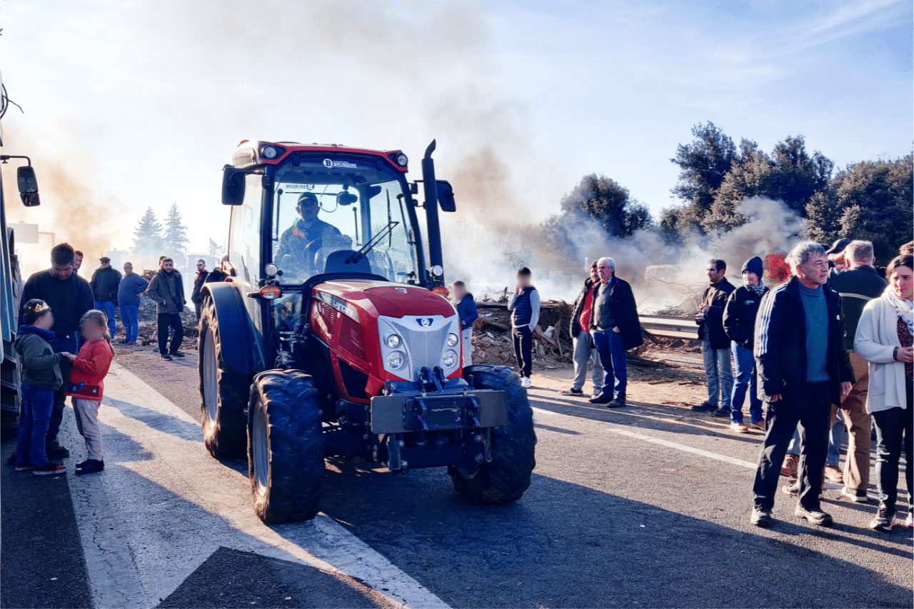 Agriculteurs en colère dans la Drôme : «Je ne vois pas comment les forces de l&rsquo;ordre vont bouger nos tracteurs»