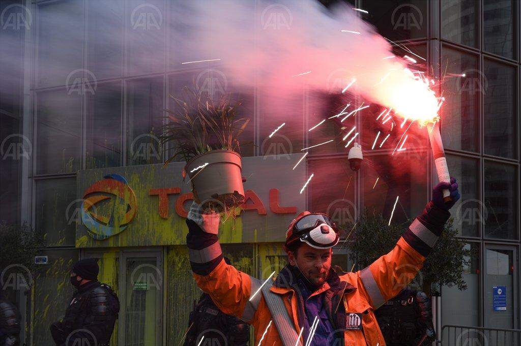 A Grandpuits, Total fait l&rsquo;unanimité contre lui