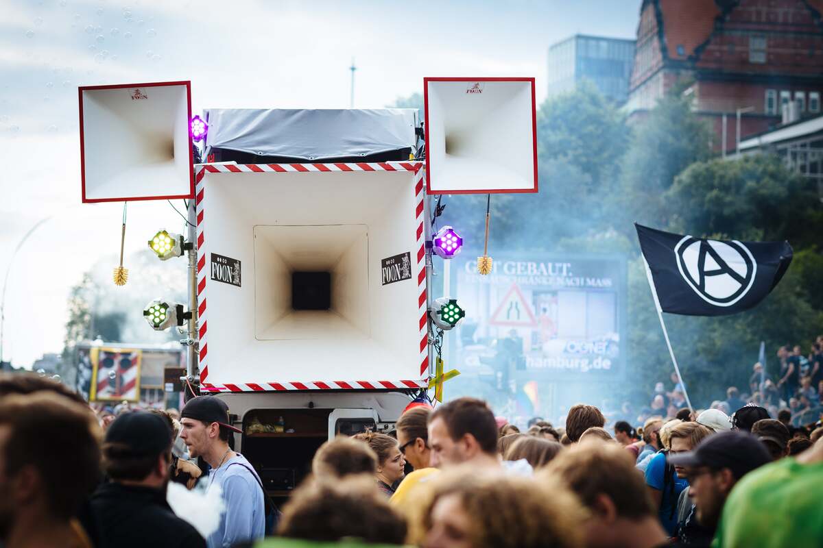 «Wegbassen» : taper du pied pour mieux lutter