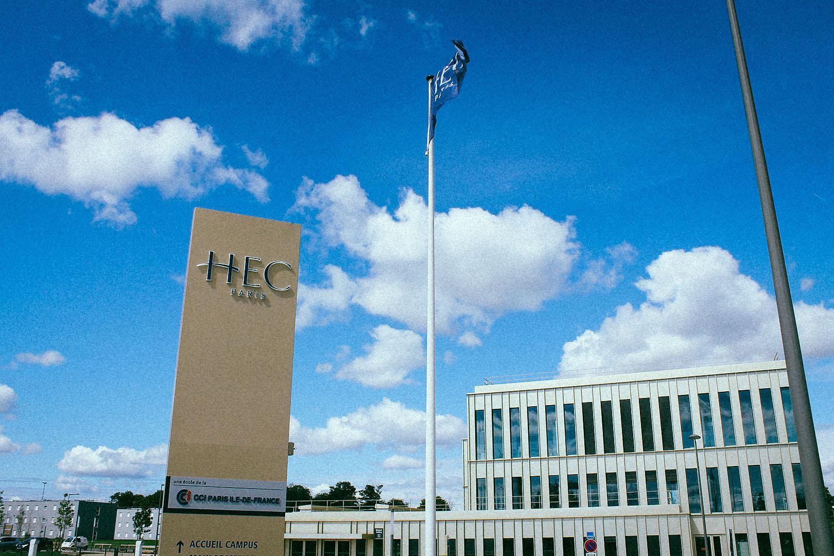 Des étudiant•e•s de HEC réclament une direction plus écolo