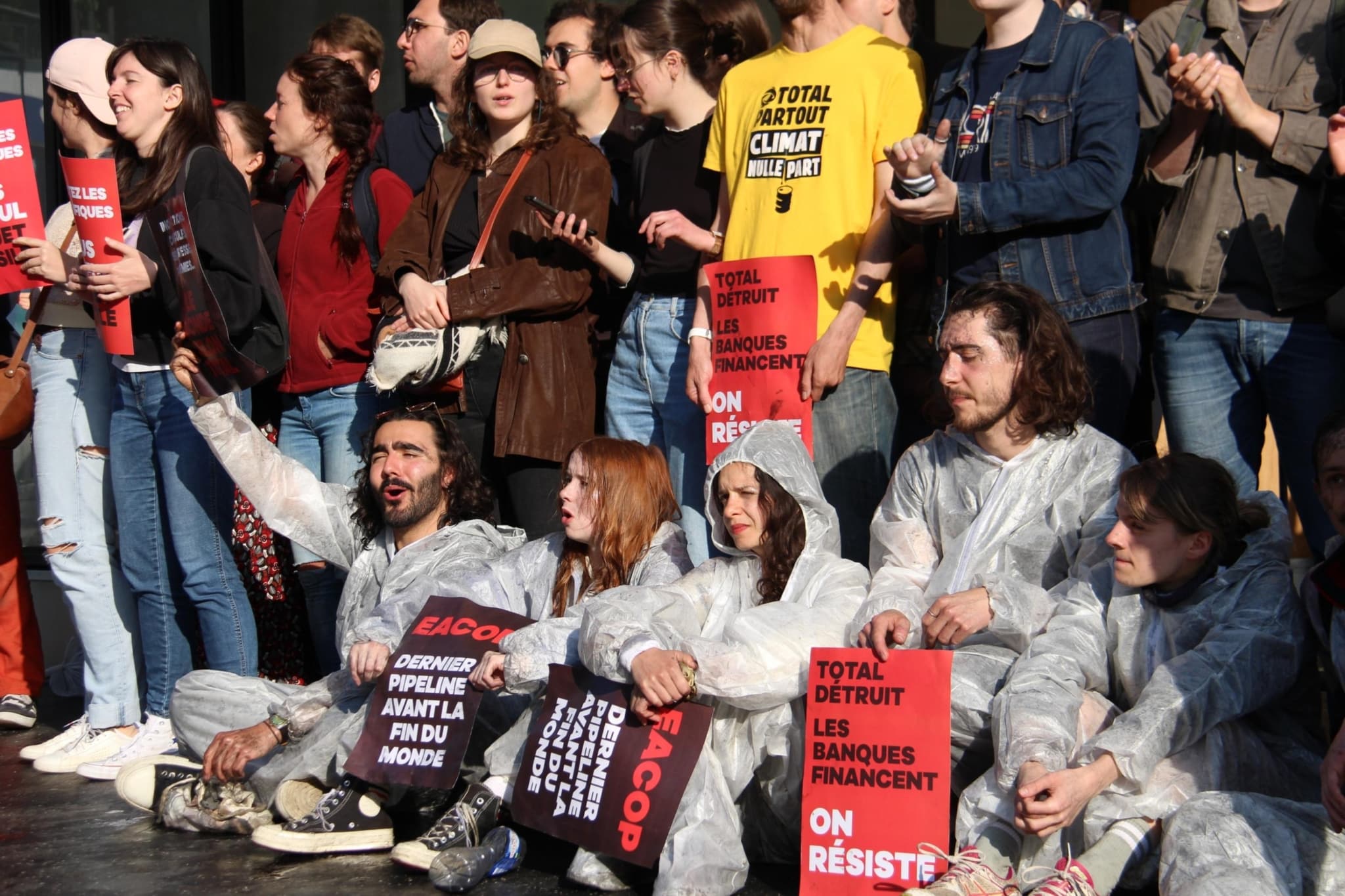 L’Assemblée générale de TotalEnergies fortement perturbée par des organisations écologistes