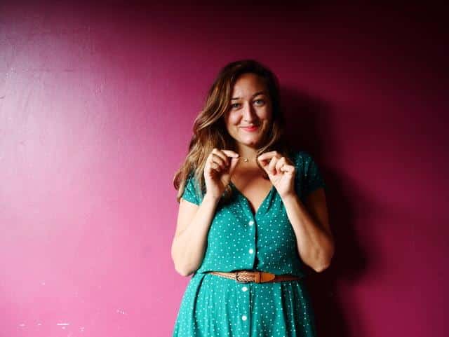 Sarah du Vinage : « les fabricants de protections menstruelles sont peu transparents sur les composants utilisés et leurs effets sur la santé »