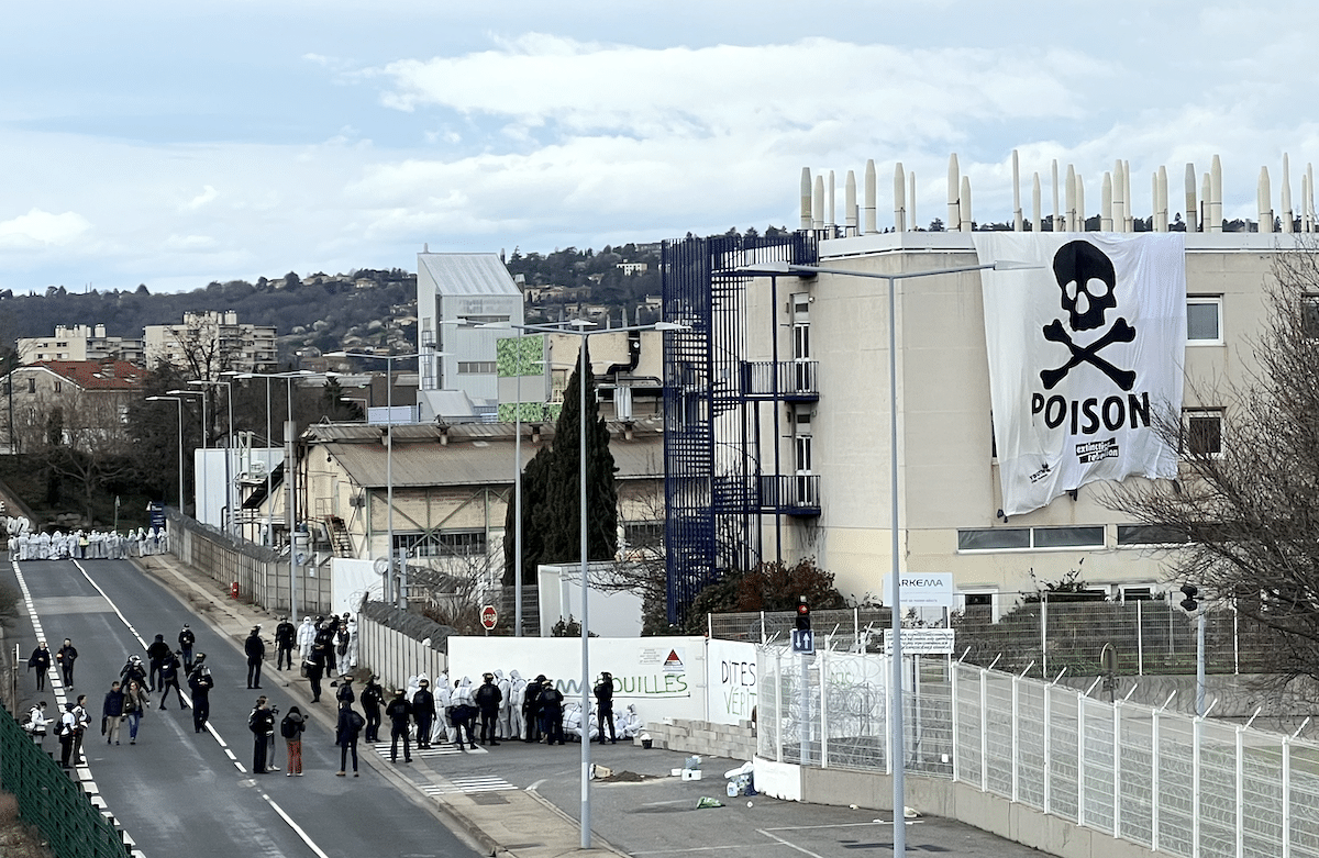 Qui va payer l’immense facture du nettoyage des PFAS, les «polluants éternels» ?