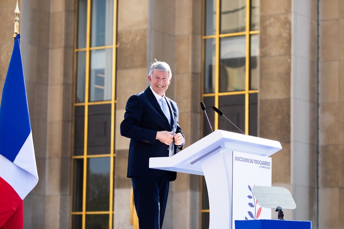 Pétition anti-immigration de Philippe de Villiers : pourquoi ces deux millions de signatures ne valent pas celles contre la loi Duplomb