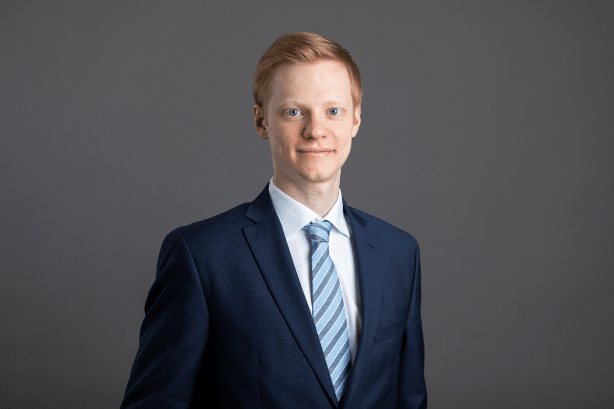 Portraits d’écotafeurs : Pierre Dodeler espère verdir le conseil en stratégie chez Bain & Company