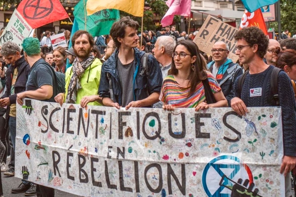 Face au RN, des scientifiques du climat résolus à «faire monter la digue»