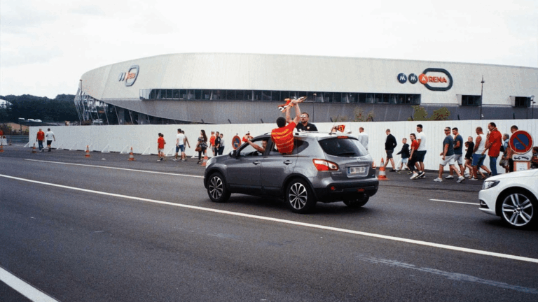 Covoiturage, mobilités douces… Pour inciter les supporters à voyager plus vert, les clubs de football misent sur la convivialité