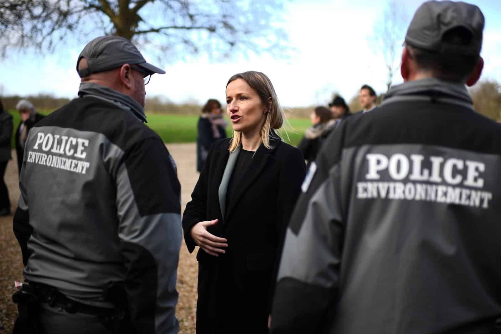 Un arrêté de protection des abeilles sème la zizanie entre les arboriculteurs et la police de l’environnement