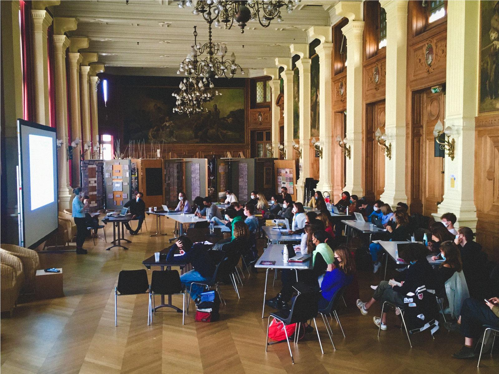 Avant la COP26, des jeunes se forment aux négociations sur le climat