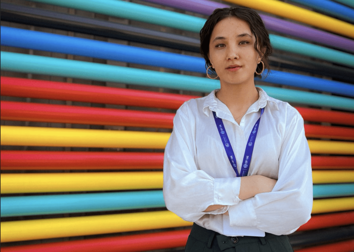 Zakira Bakhshi, 20 ans, veut redonner voix aux femmes afghanes à la COP28