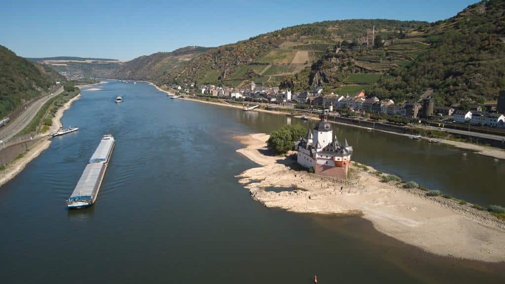 Sur le Rhin, le casse-tête du transport fluvial en temps de sécheresse
