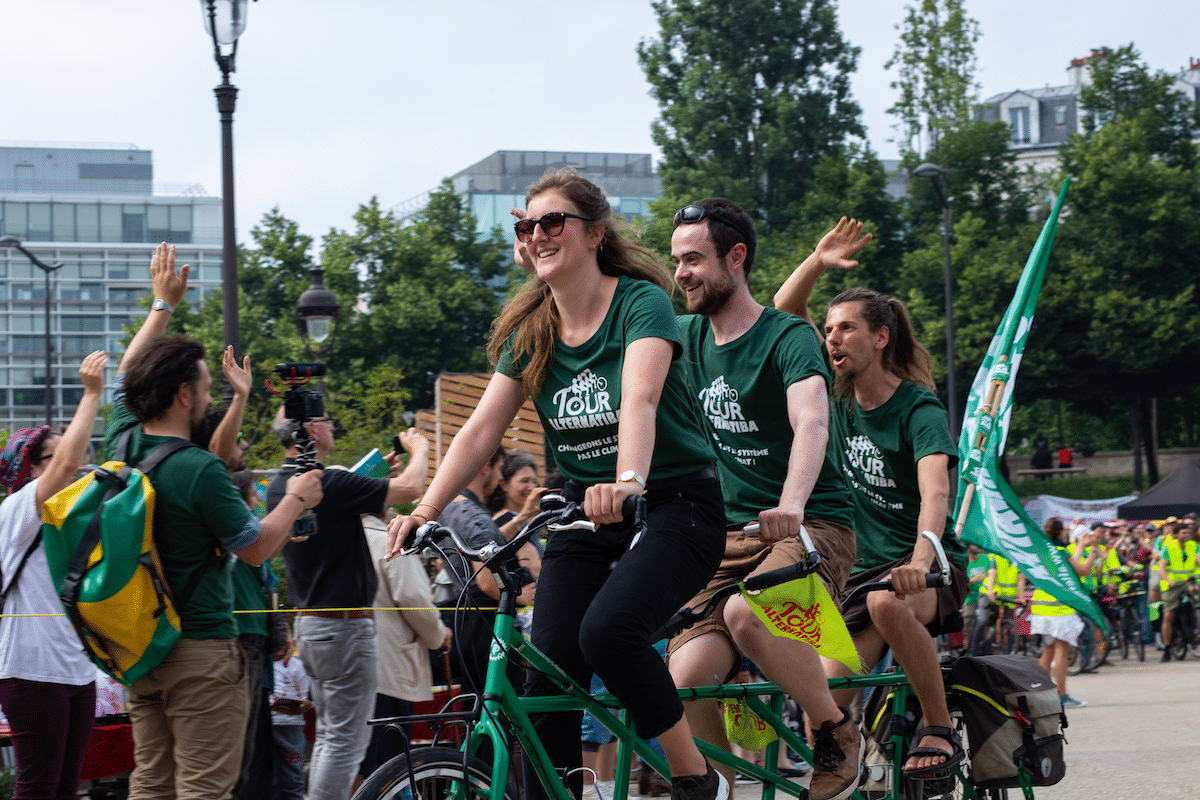 Quatre mois, 5 500 kilomètres, une centaine d’étapes : le Tour Alternatiba 2024 s’élancera de Nantes ce dimanche