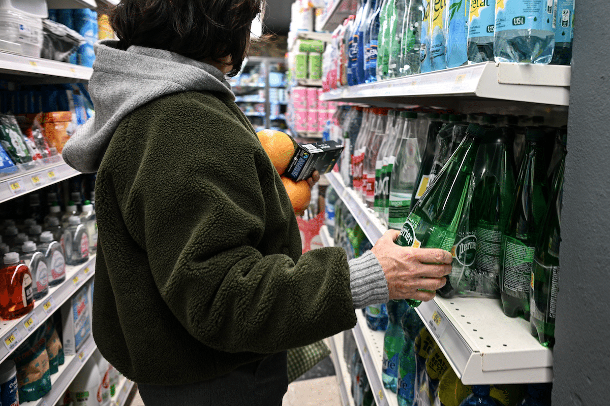 Scandale des eaux minérales Nestlé Waters : une enquête sénatoriale pointe «une dissimulation» par l&rsquo;État