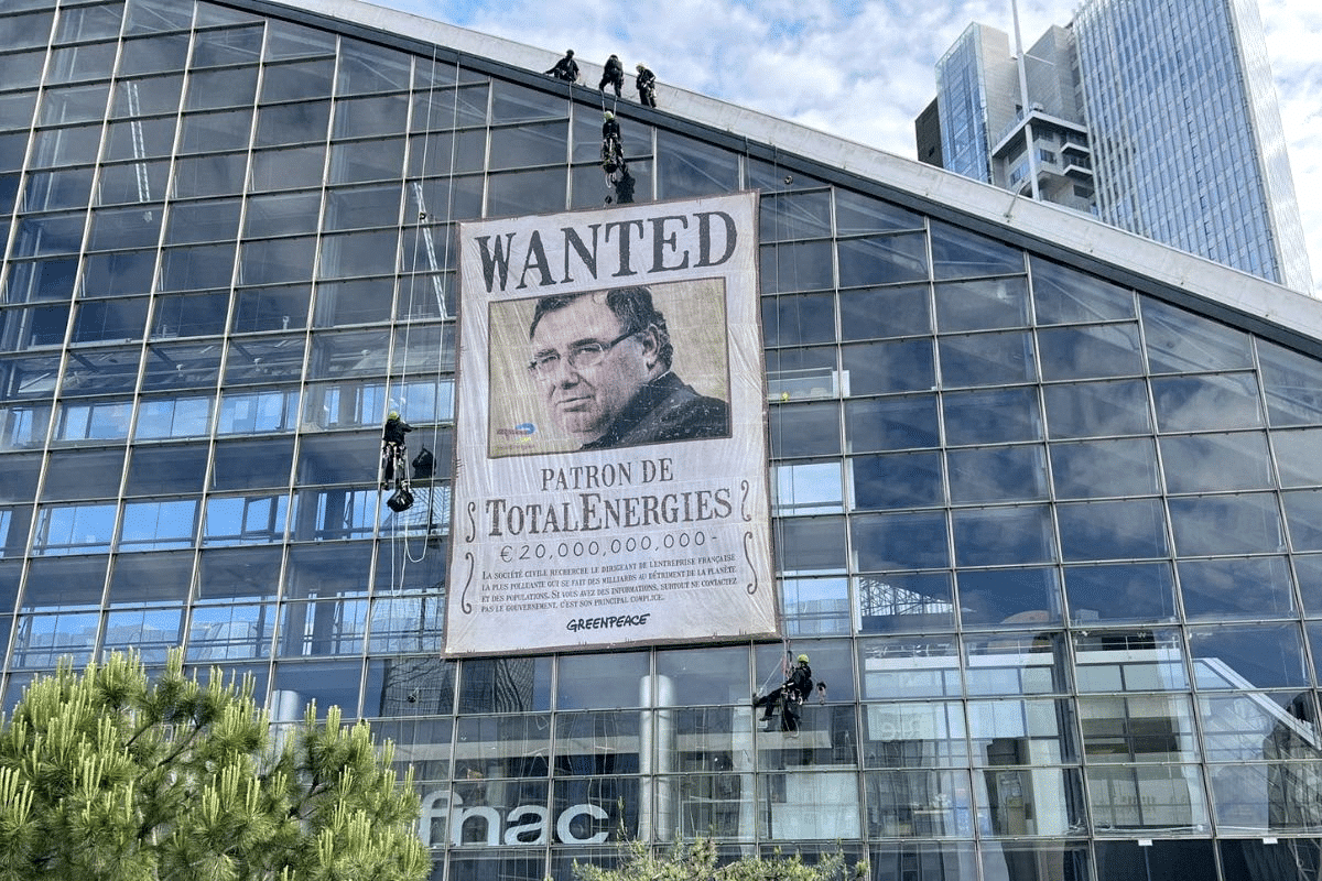 TotalEnergies en procès pour la première fois pour greenwashing : «Pas de surprise, mais de la mauvaise foi»