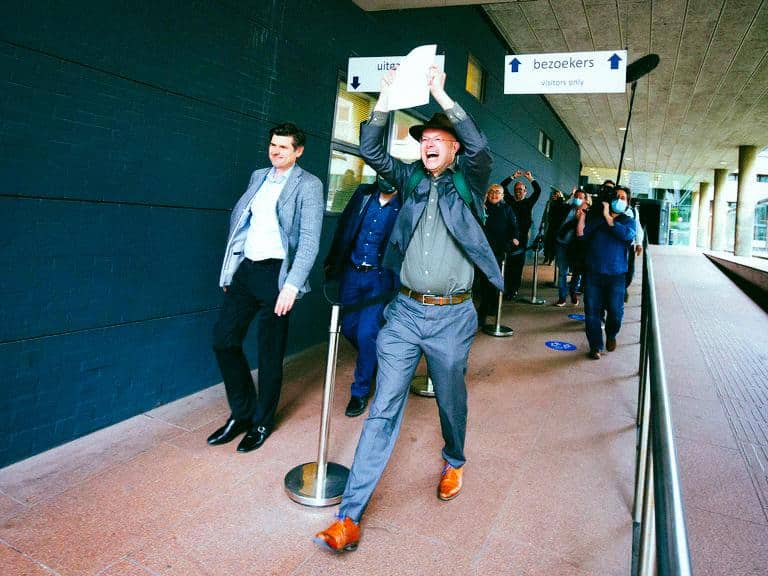 La justice néerlandaise contraint Shell à réduire fortement ses émissions