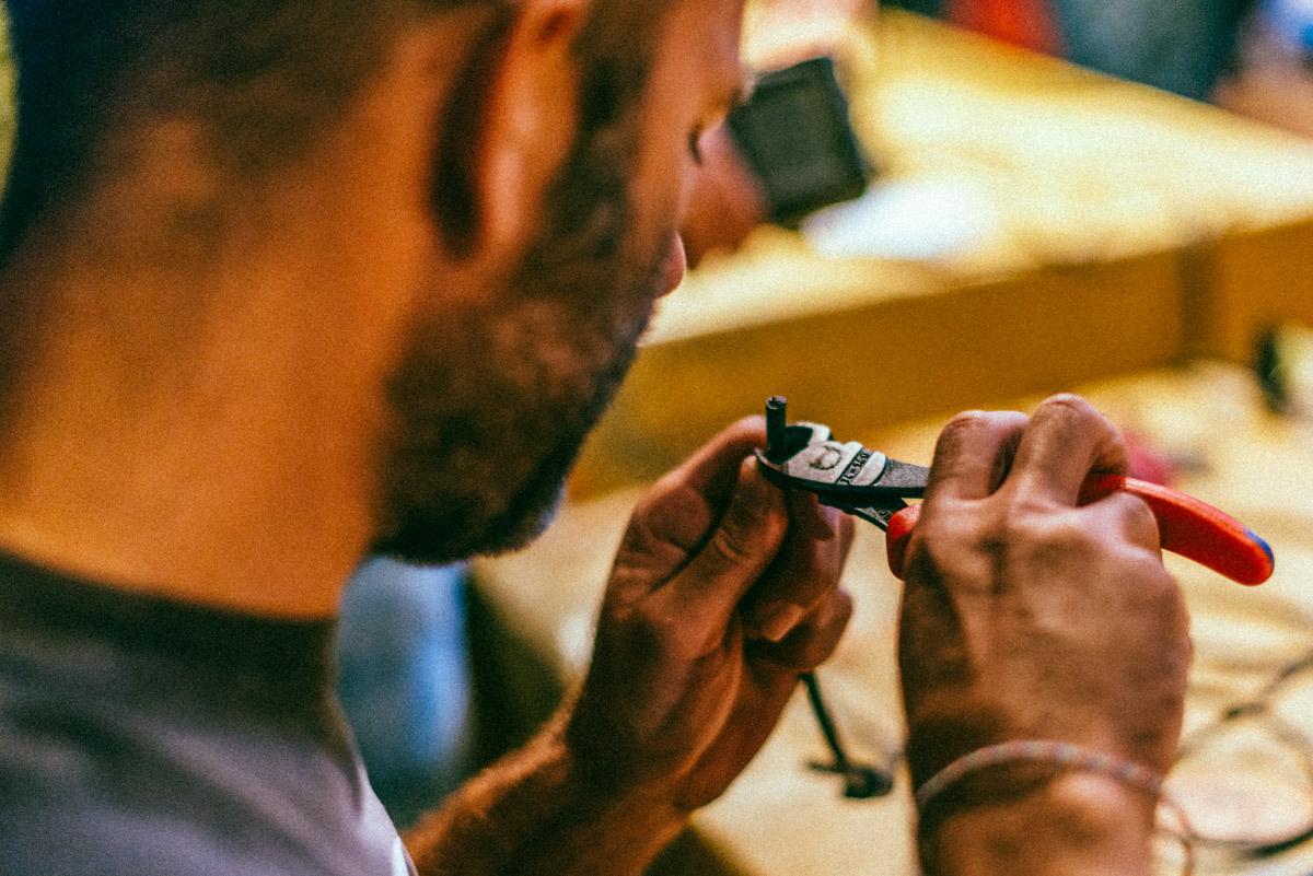 Aide à la réparation d&rsquo;objet : le gouvernement jette ses promesses à la poubelle