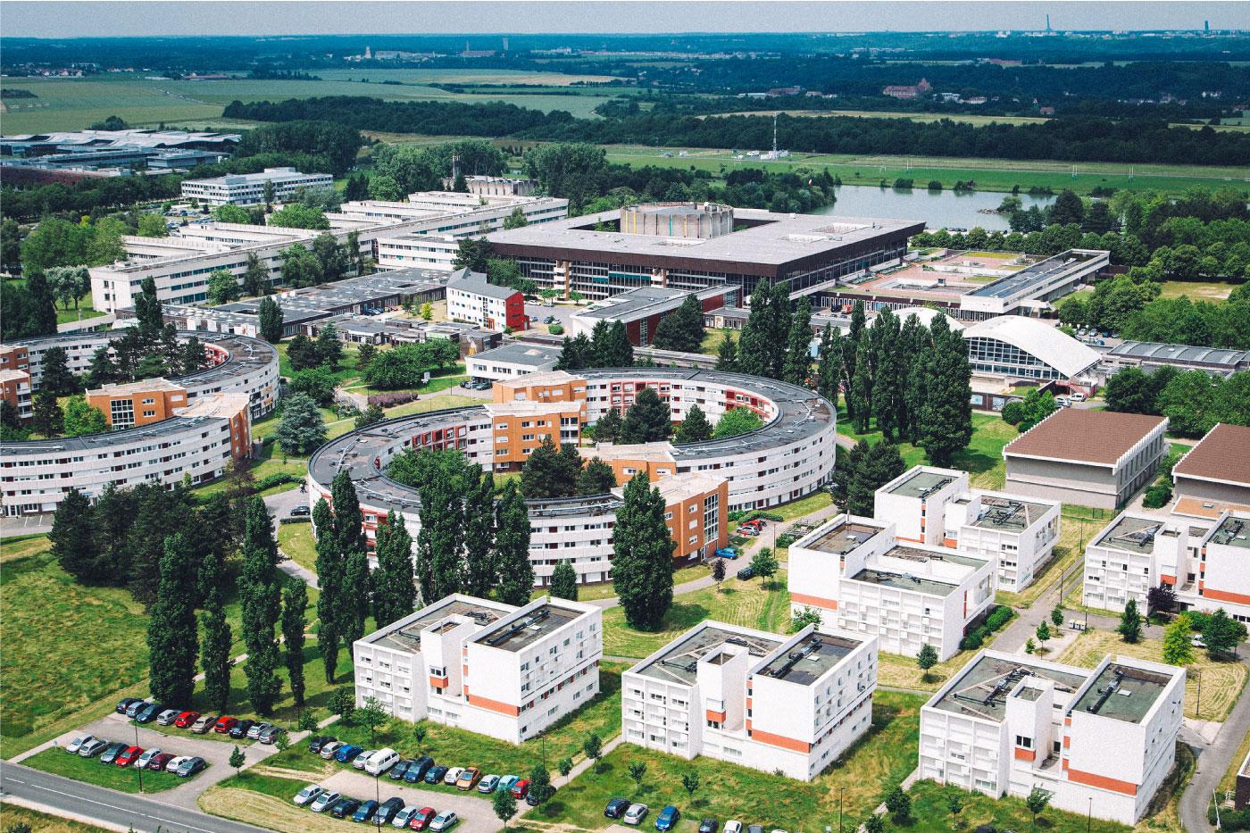 Total renonce à s’implanter au cœur du campus de Polytechnique